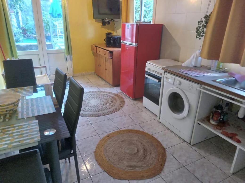 Le Calme Apartment Saint-Joseph Bagian luar foto